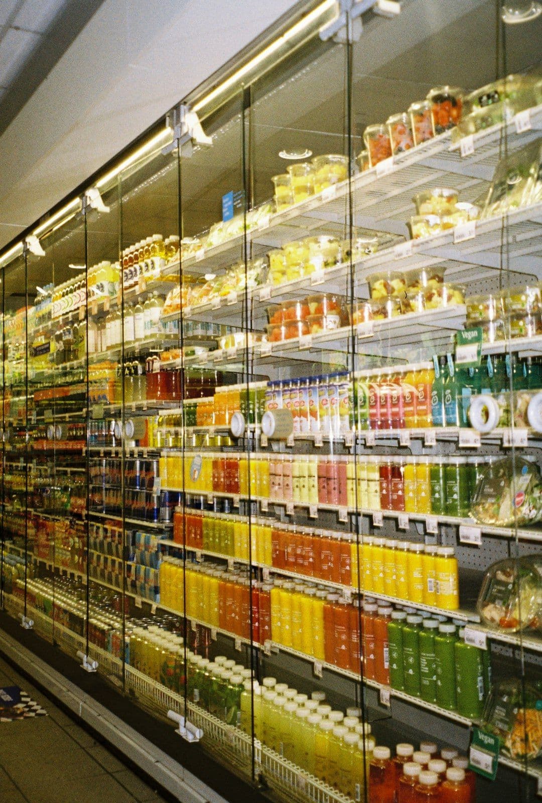 Digital display of software managing vendor inventory across multiple marketplaces.